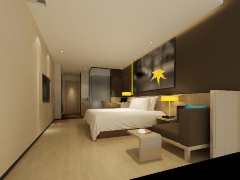 7Days Inn Yunfu Luoding Central Екстериор снимка