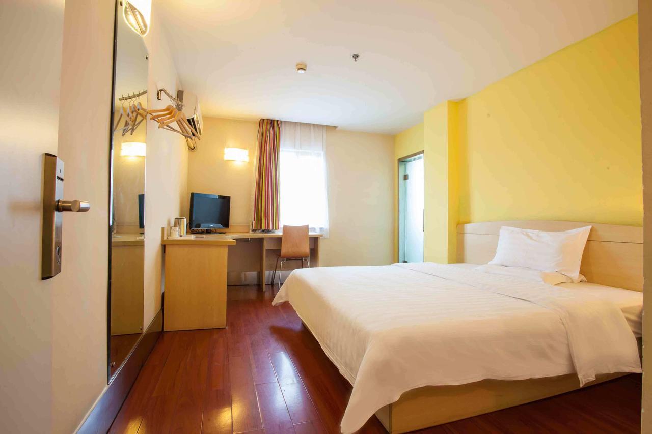 7Days Inn Yunfu Luoding Central Стая снимка